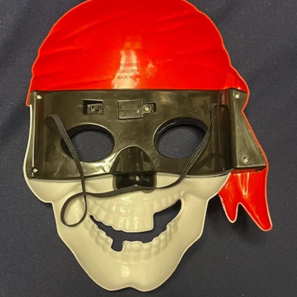 Pirate Skull Light-Up Mask Hard Plastic Halloween Party Adult/Youth